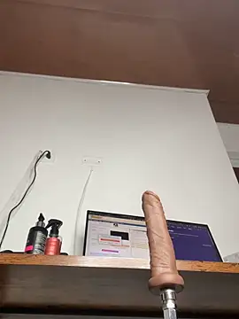 Snapshot of Tamaraa_wet chatting on 02-24-26, 03:29 Tamaraa wet online show from 02-24-26, 03:29