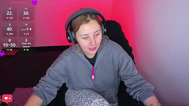 bonnie moon  online show from 03-28-26, 08:26