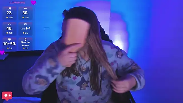 bonnie moon  online show from 03-18-26, 06:20