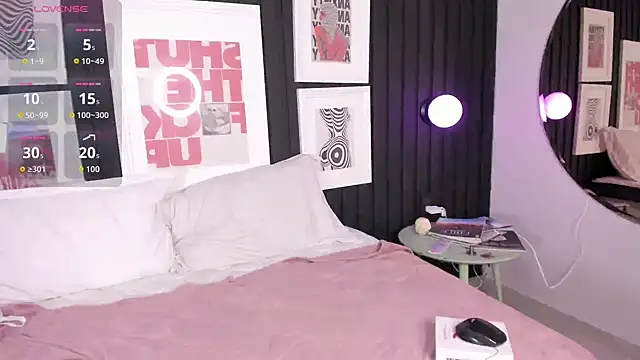 Kayla stern  online show from 11-23-25, 11:09