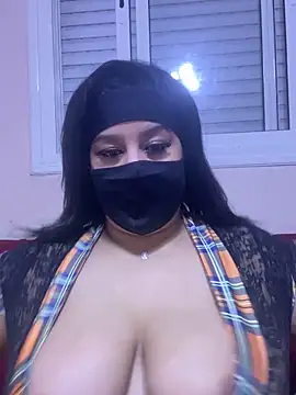 Snapshot of mari_layali chatting on 03-06-25, 10:36 mari layali online show from 03-06-25, 10:36