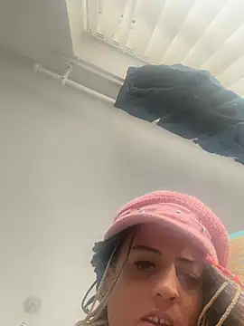 Haleytightlips1986 online show from 04-17-26, 10:29