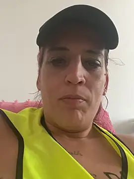 Haleytightlips1986 online show from 04-11-26, 10:30