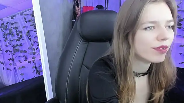 Snapshot of Tina_Tayllor chatting on 10-02-25, 06:28 Tina Tayllor online show from 10-02-25, 06:28