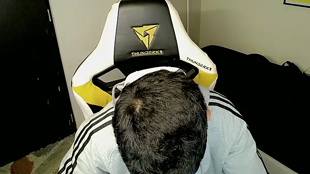 Snapshot of bby_santi chatting on 10-06-25, 05:24 bby santi online show from 10-06-25, 05:24