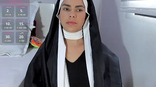 ClaraMariaMon online show from 10-16-25, 04:59