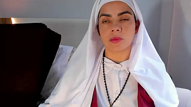 Snapshot of ClaraMariaMon chatting on 07-01-26, 03:45 ClaraMariaMon online show from 07-01-26, 03:45