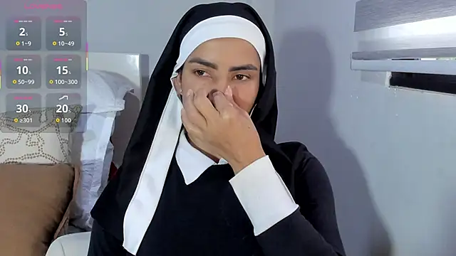 ClaraMariaMon online show from 10-08-25, 01:45