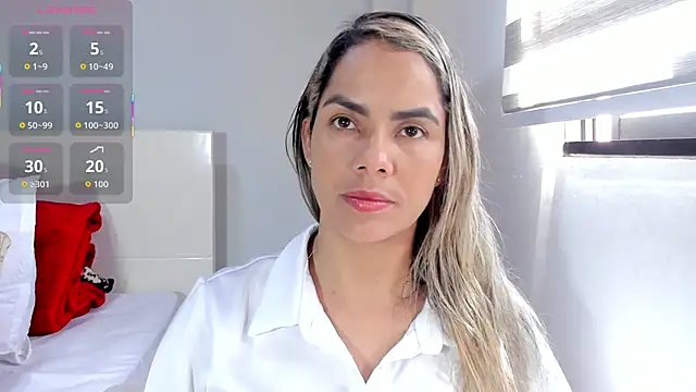 ClaraMariaMon online show from 10-19-25, 03:37