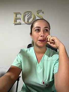 Snapshot of CamilaWishes chatting on 12-14-24, 05:18 CamilaWishes online show from 12-14-24, 05:18