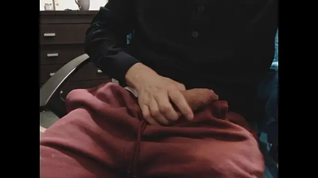 sexualtensionrelation online show from 12-20-25, 03:20