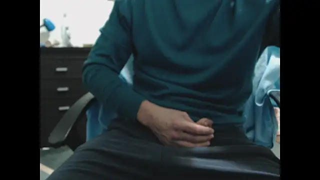 sexualtensionrelation online show from 12-13-25, 08:04