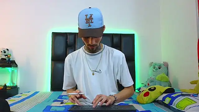 Brutal Sex Fucking online show from 06-12-26, 02:20