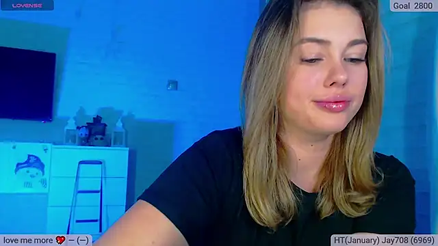 Snapshot of SuchCute chatting on 01-23-25, 03:16 SuchCute online show from 01-23-25, 03:16