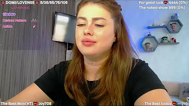 Snapshot of SuchCute chatting on 05-27-26, 03:36 SuchCute online show from 05-27-26, 03:36