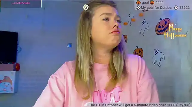 SuchCute online show from 10-25-25, 02:33