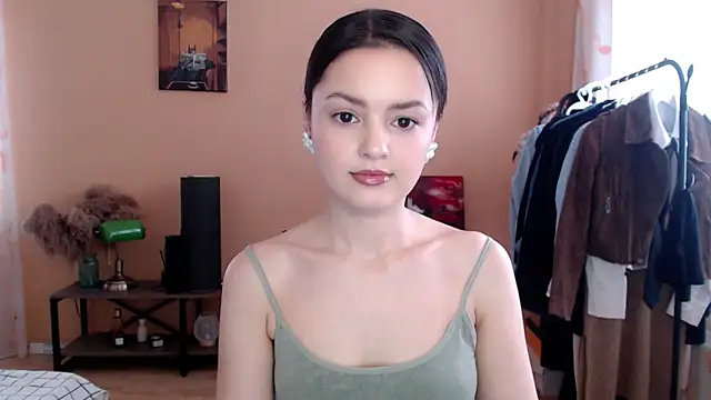 Snapshot of CuteRuby99 chatting on 02-23-26, 04:36 CuteRuby99 online show from 02-23-26, 04:36