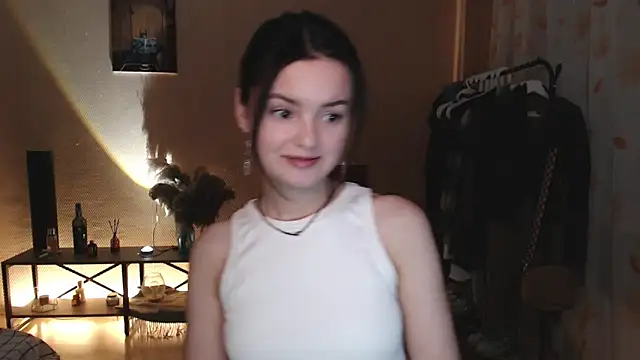 CuteRuby99 online show from 02-13-25, 04:39