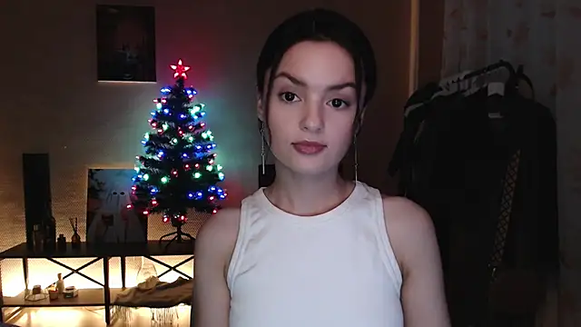 CuteRuby99 online show from 01-13-25, 02:00