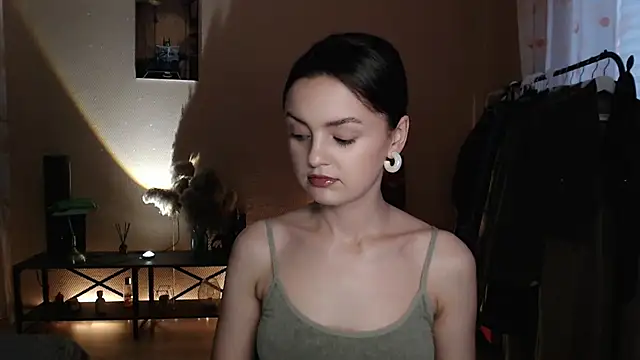 CuteRuby99 online show from 05-13-26, 02:24