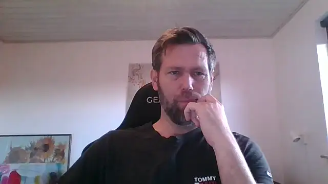 Gotta1 online show from 11-26-25, 02:06