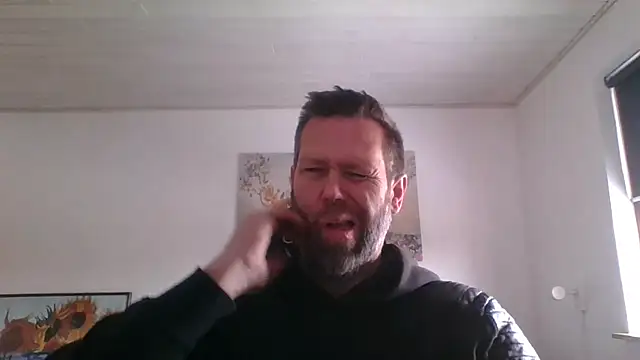 Snapshot of Gotta1 chatting on 02-13-26, 12:05 Gotta1 online show from 02-13-26, 12:05