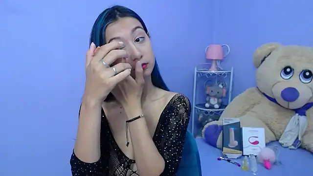 Snapshot of Saloo_uwu chatting on 02-06-25, 12:26 Saloo uwu online show from 02-06-25, 12:26