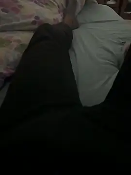 Snapshot of young1fucker chatting on 10-21-25, 02:38 young1fucker online show from 10-21-25, 02:38