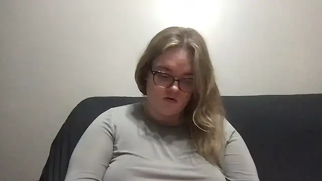 honeyyy24 online show from 03-24-26, 11:05