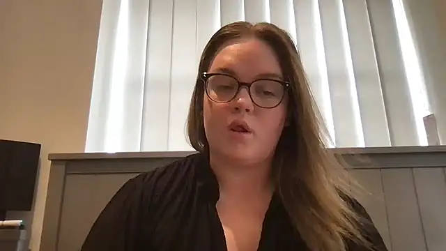 honeyyy24 online show from 07-19-26, 10:12