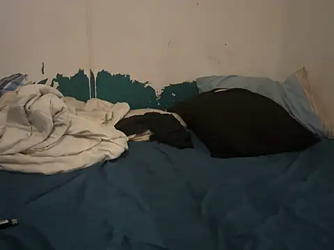 cloudy switch online show from 11-30-25, 06:36