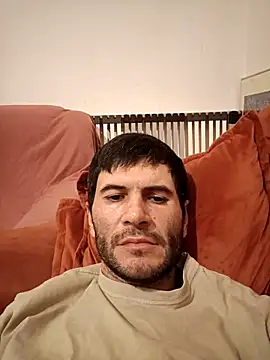 Snapshot of Gigolo4040 chatting on 12-12-24, 04:32 Gigolo4040 online show from 12-12-24, 04:32