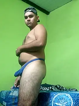 travieso2893 online show from 12-18-25, 05:23