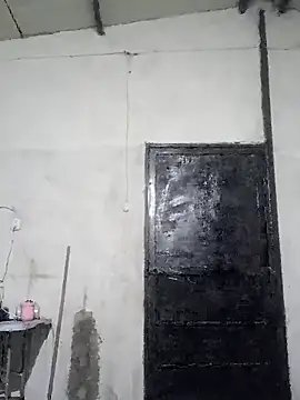 Snapshot of travieso2893 chatting on 04-24-26, 01:40 travieso2893 online show from 04-24-26, 01:40