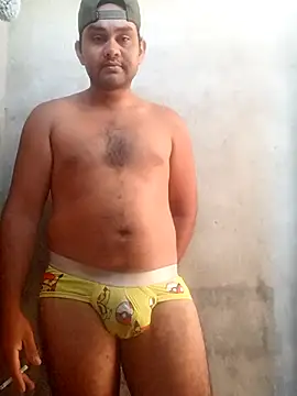 Snapshot of travieso2893 chatting on 05-08-26, 11:25 travieso2893 online show from 05-08-26, 11:25