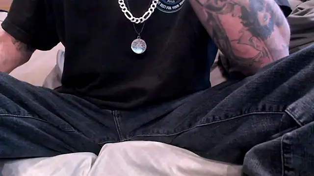 JohnnyKorrupt  online show from 11-04-25, 08:29