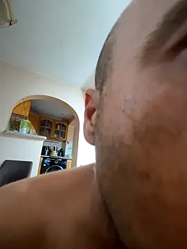 Nikolaiyy online show from 10-07-25, 09:32