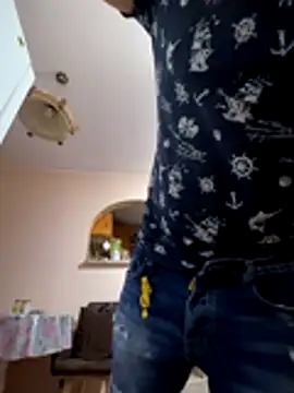 Nikolaiyy online show from 10-14-25, 09:58