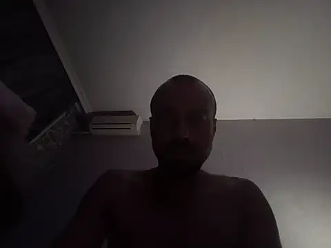 Snapshot of Nikolaiyy chatting on 07-02-26, 11:33 Nikolaiyy online show from 07-02-26, 11:33