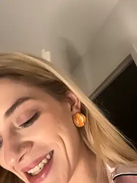 Lolitaxlola online show from 02-17-26, 01:58