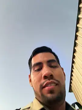 Snapshot of EnriquePersian197 chatting on 03-01-25, 01:11 EnriquePersian197 online show from 03-01-25, 01:11