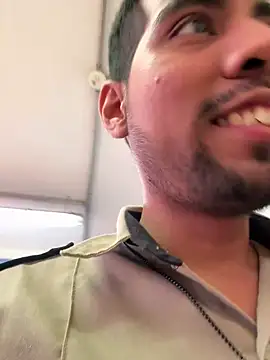 Snapshot of EnriquePersian197 chatting on 03-20-25, 03:47 EnriquePersian197 online show from 03-20-25, 03:47