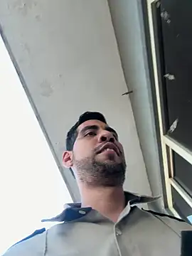 Snapshot of EnriquePersian197 chatting on 02-24-26, 12:11 EnriquePersian197 online show from 02-24-26, 12:11