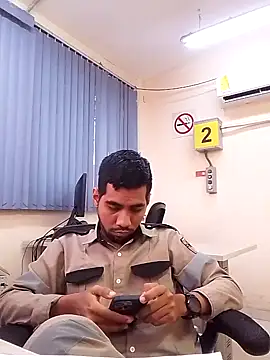 Snapshot of EnriquePersian197 chatting on 03-03-25, 02:28 EnriquePersian197 online show from 03-03-25, 02:28