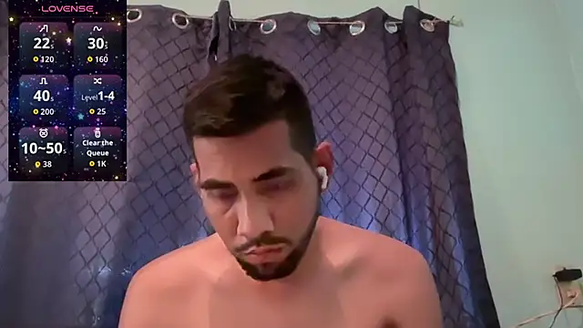 Snapshot of EnriquePersian197 chatting on 09-19-25, 07:51 EnriquePersian197 online show from 09-19-25, 07:51