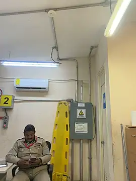 Snapshot of EnriquePersian197 chatting on 02-28-26, 01:38 EnriquePersian197 online show from 02-28-26, 01:38