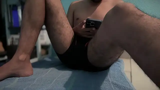 Snapshot of EnriquePersian197 chatting on 02-25-25, 07:49 EnriquePersian197 online show from 02-25-25, 07:49