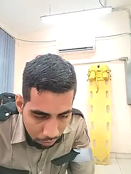 EnriquePersian197 online show from 11-06-25, 02:54