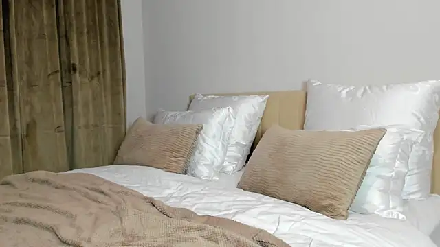 kirraa  online show from 11-07-25, 08:46