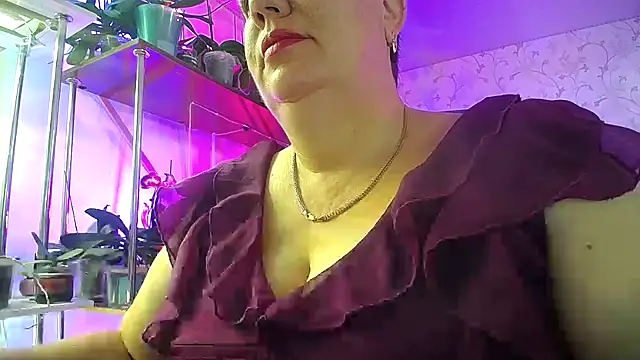 Snapshot of _Sweet_Woman chatting on 09-09-25, 04:33  Sweet Woman online show from 09-09-25, 04:33